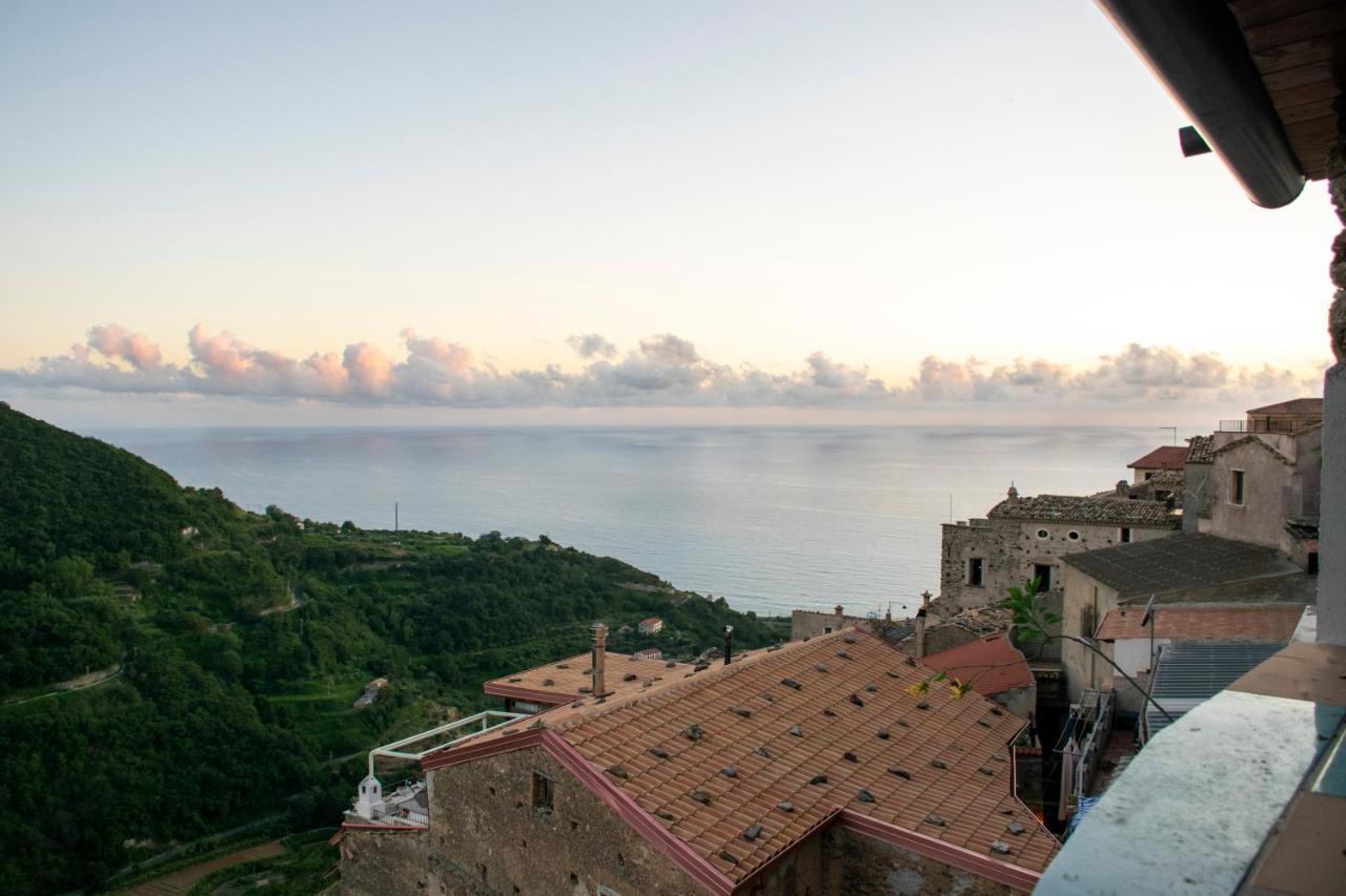 Palazzo Del Diplomatico Villa Belmonte Calabro Luaran gambar