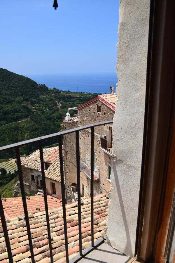 Palazzo Del Diplomatico Villa Belmonte Calabro Luaran gambar
