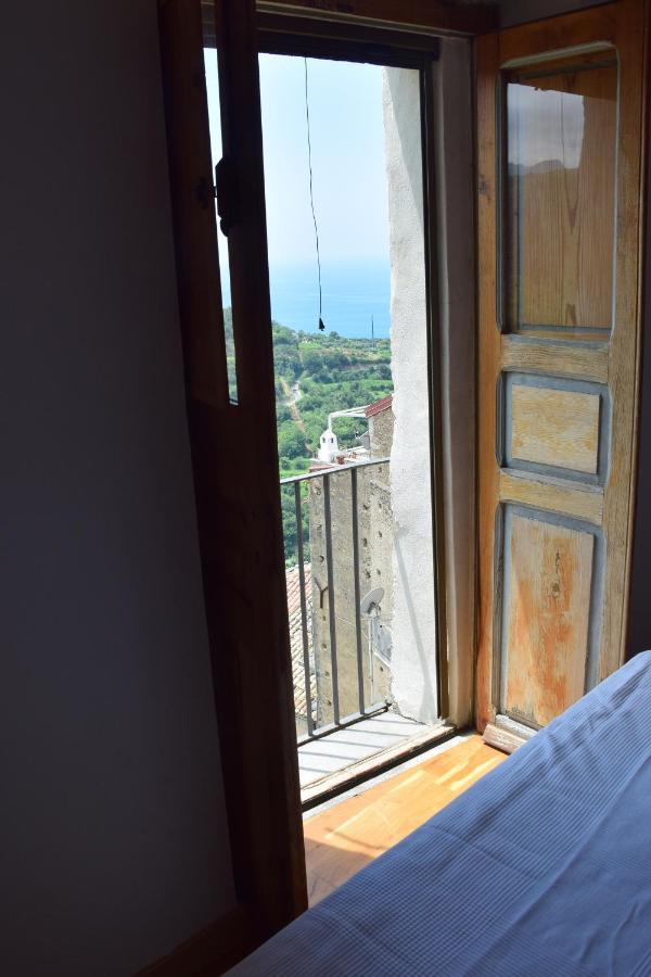 Palazzo Del Diplomatico Villa Belmonte Calabro Luaran gambar