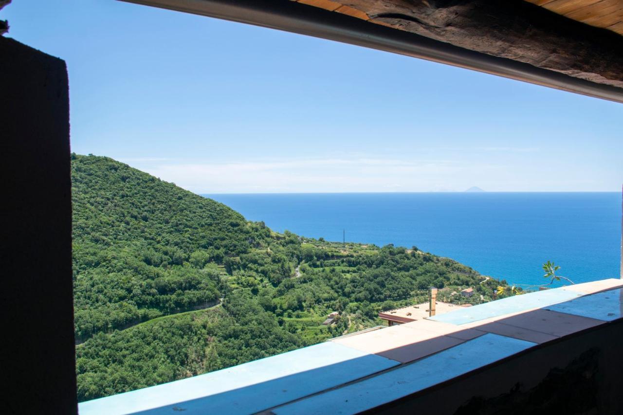 Palazzo Del Diplomatico Villa Belmonte Calabro Luaran gambar