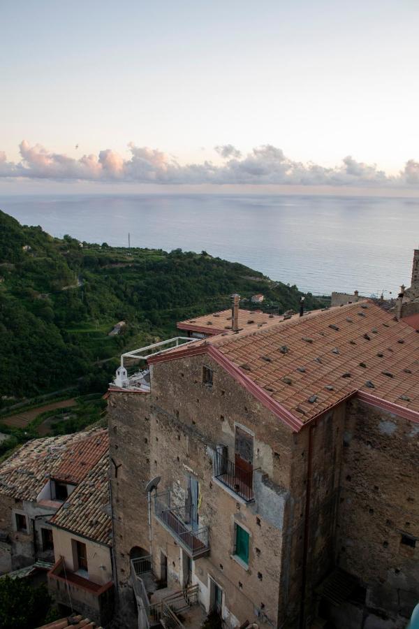 Palazzo Del Diplomatico Villa Belmonte Calabro Luaran gambar