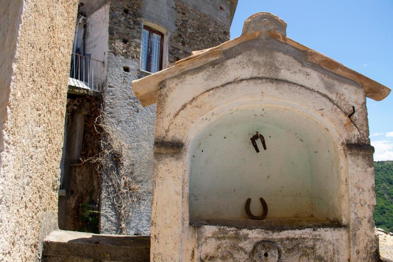 Palazzo Del Diplomatico Villa Belmonte Calabro Luaran gambar